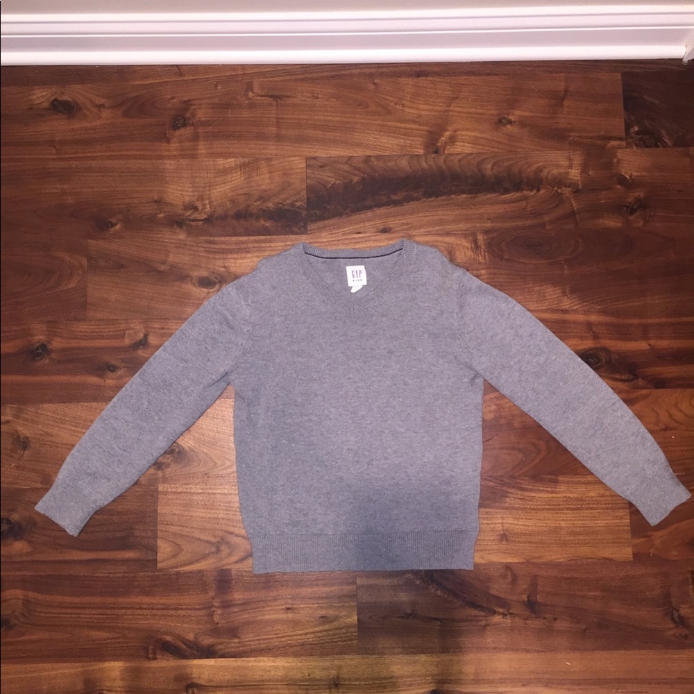 Gap Kids V-Neck Sweater Size 8 (M)